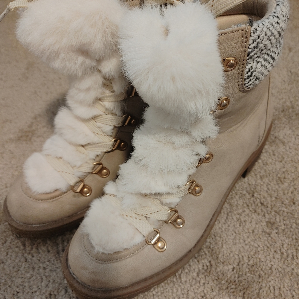 Maurices hike boot with fur detail
